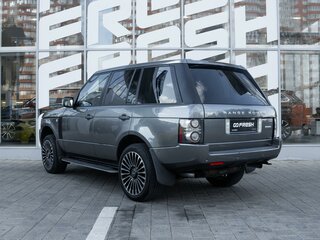 2009 Land Rover Range Rover Supercharged III Рестайлинг 2, серый, 1380000 рублей, вид 2