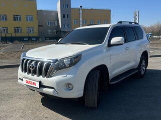 2017 Toyota Land Cruiser Prado 150 Series Рестайлинг 1, белый, 3990000 рублей, вид 1