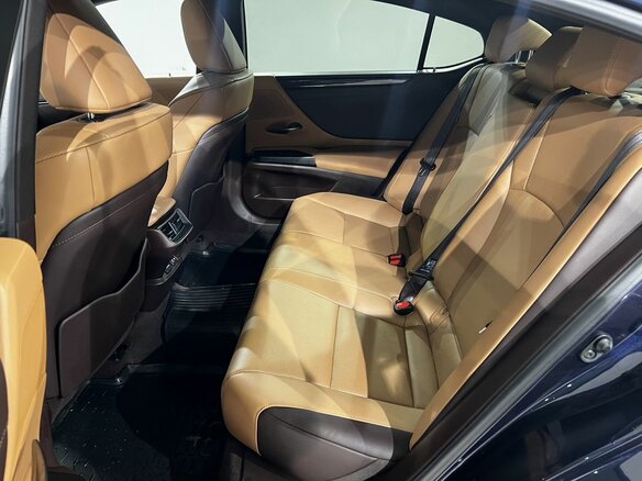 2020 Lexus ES 250 VII, синий - вид 16
