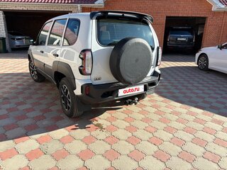 2024 Lada (ВАЗ) Niva Travel I, белый, 1100000 рублей, вид 4