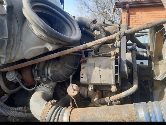 2000 Freightliner Columbia, чёрный, 1500000 рублей - вид 9