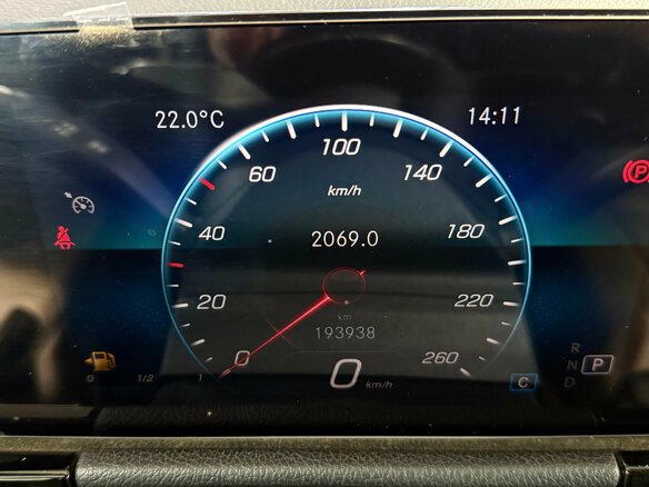 2020 Mercedes-Benz GLA 200 II (H247), чёрный - вид 10