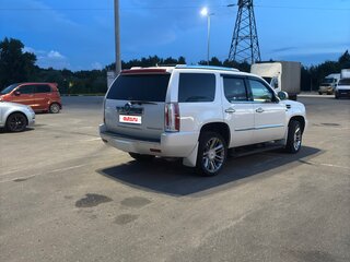 2008 Cadillac Escalade III, бежевый, 1650000 рублей, вид 3