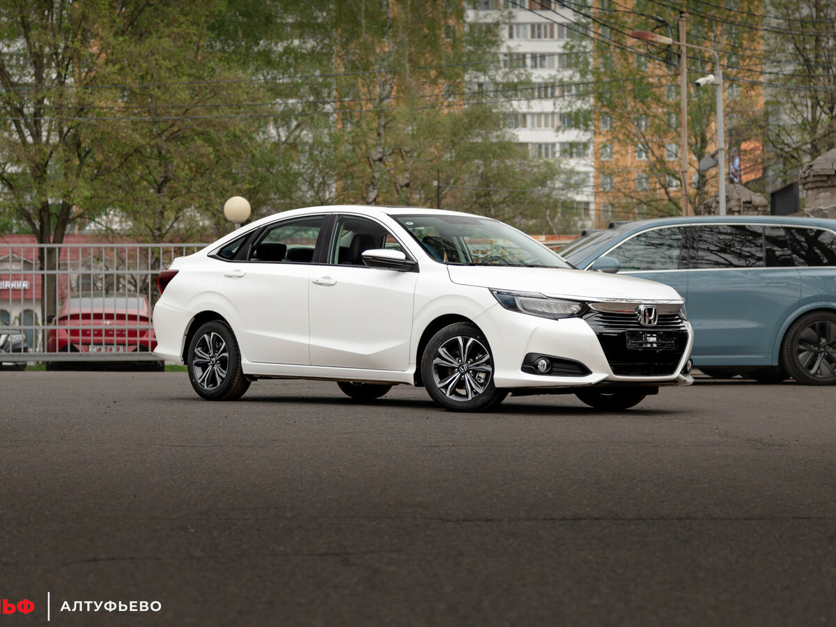 Открыть фотографии: Honda Crider II Рестайлинг