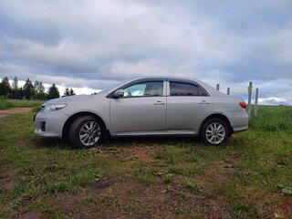 2012 Toyota Corolla X (E140, E150) Рестайлинг, серебристый, 750000 рублей, вид 4