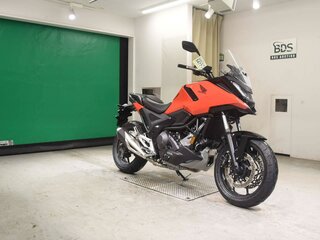 2026 Honda NC 750X, красный, 1477000 рублей, вид 3