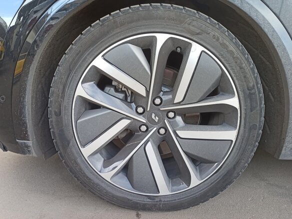 2023 Li Auto (Lixiang) L9 44.5 kWh I, чёрный - вид 13
