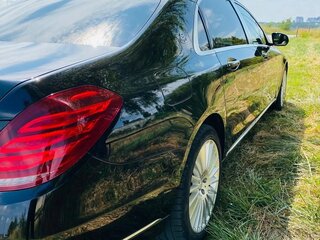 2015 Mercedes-Benz Maybach S-Класс 400 I (X222), чёрный, 3500000 рублей, вид 2