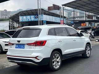 2023 Jetta VS7 I Рестайлинг 1, белый, 1450000 рублей, вид 4