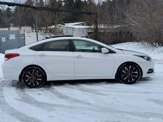 2015 Hyundai i40 I Рестайлинг, белый, 1100000 рублей, вид 3