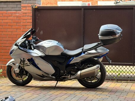 2025 Suzuki GSX 1300 R Hayabusa, серый, 1880000 рублей, вид 1