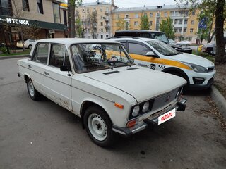 1983 Lada (ВАЗ) 2106, белый, 230000 рублей, вид 4
