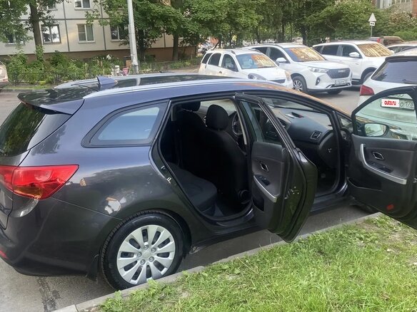 2017 Kia Ceed II Рестайлинг, серый, 1200000 рублей - вид 1