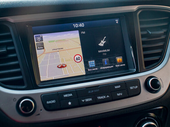 2018 Hyundai Solaris II, красный - вид 17