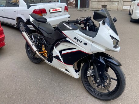 2008 Kawasaki Ninja 250R, чёрный, 300000 рублей, вид 4