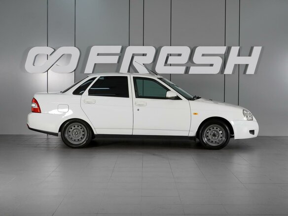 2014 Lada (ВАЗ) Priora I Рестайлинг, белый - вид 4