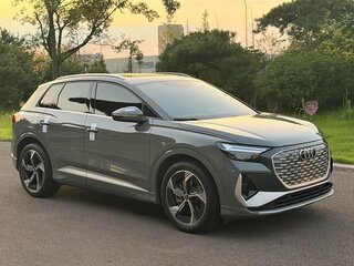2025 Audi Q4 e-tron 40 I, серый, 4170000 рублей, вид 4