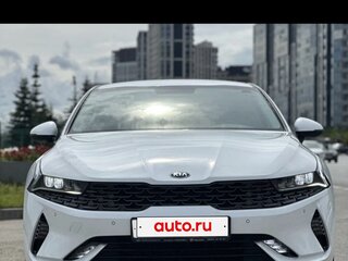 2021 Kia K5 III, белый, 2749000 рублей, вид 2