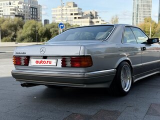 1988 Mercedes-Benz S-Класс 560 II (W126) Рестайлинг, серебристый, 6500000 рублей, вид 5