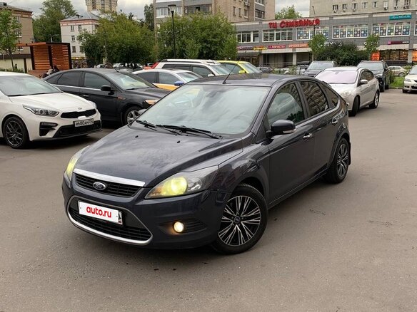 2010 Ford Focus II Рестайлинг, серый, 750000 рублей