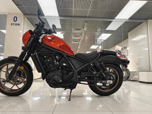 2026 Honda CMX 1100 Rebel, оранжевый, 1480000 рублей - вид 14