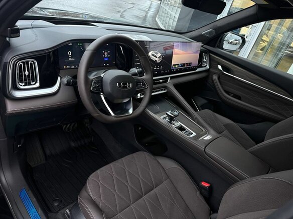 2025 Geely Monjaro I, чёрный, 4450000 рублей - вид 16