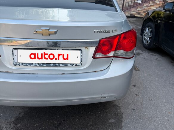 2011 Chevrolet Cruze I, серебристый, 435000 рублей - вид 5