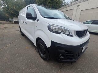 2020 Peugeot Expert III, белый, 2000000 рублей, вид 2