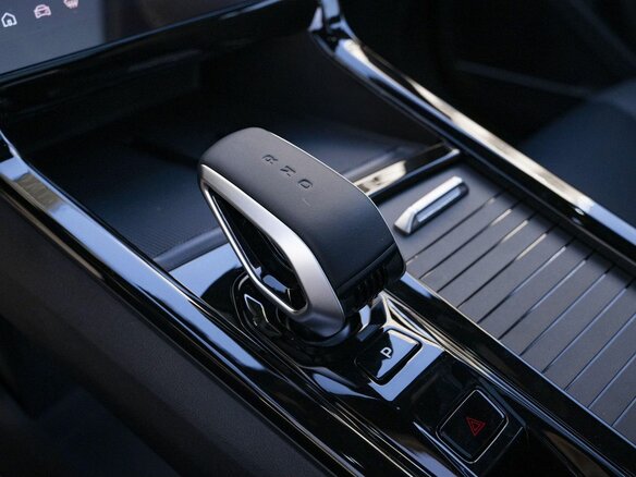 2026 Geely Cityray, голубой - вид 12