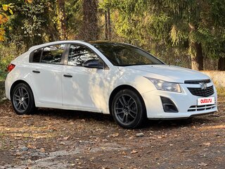 2014 Chevrolet Cruze I Рестайлинг, белый, 600000 рублей, вид 1