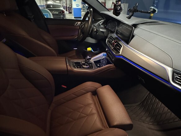 2023 BMW X6 40i III (G06), чёрный, 10500000 рублей - вид 15