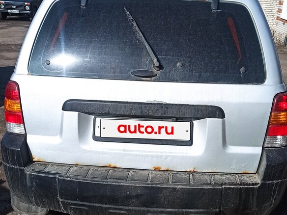 2005 Ford Escape I Рестайлинг, серебристый, 400000 рублей - вид 3