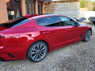 2018 Kia Stinger I, красный, 3200000 рублей, вид 3