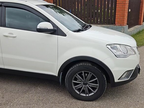 2012 SsangYong Actyon II, белый, 770000 рублей - вид 5