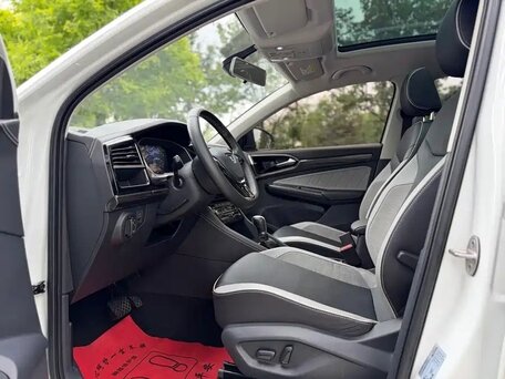 2023 Jetta VS7 I Рестайлинг 1, белый, 1380000 рублей, вид 4