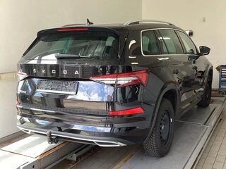 2023 Skoda Kodiaq I Рестайлинг, чёрный, 2972000 рублей, вид 2