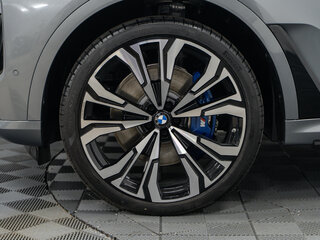 2026 BMW X7 40d I (G07) Рестайлинг, серый, 17990000 рублей, вид 4