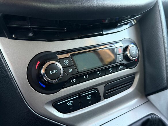 2012 Ford Focus III, белый, 825000 рублей - вид 20