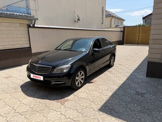 2010 Mercedes-Benz C-Класс 200 III (W204), чёрный, 1200000 рублей, вид 1