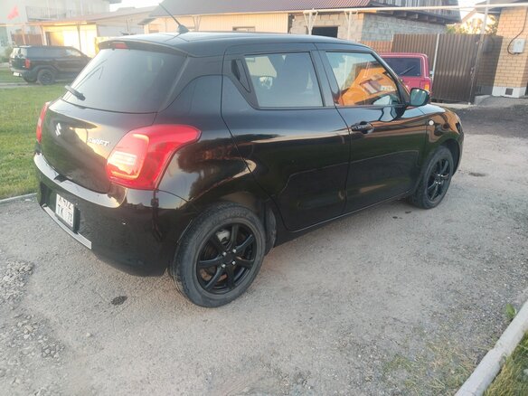 2020 Suzuki Swift V, чёрный, 970000 рублей - вид 3