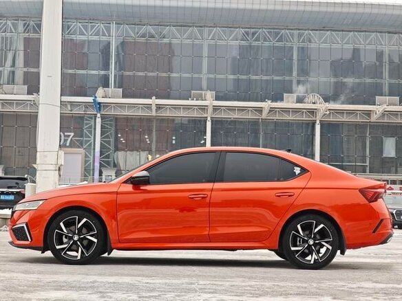 2021 Skoda Octavia IV (A8), пурпурный - вид 8