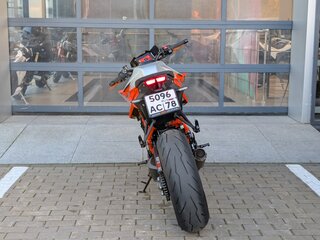 2022 KTM 1290 Super Duke R Evo, оранжевый, 1750000 рублей, вид 4