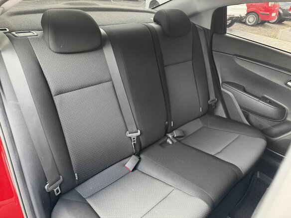 2020 Kia Rio IV Рестайлинг, красный, 1450000 рублей - вид 11