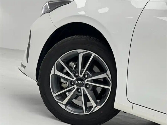 2023 Kia K3 II (China Market) Рестайлинг, белый, 1641255 рублей - вид 21