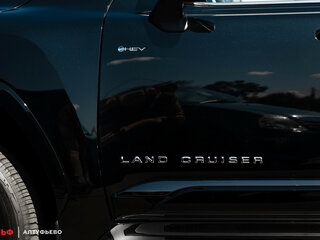 2025 Toyota Land Cruiser 300 Series, чёрный, 15990000 рублей, вид 5