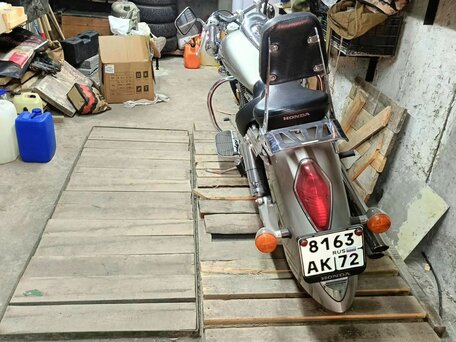 2004 Honda VTX 1300, серебристый, 500000 рублей, вид 4