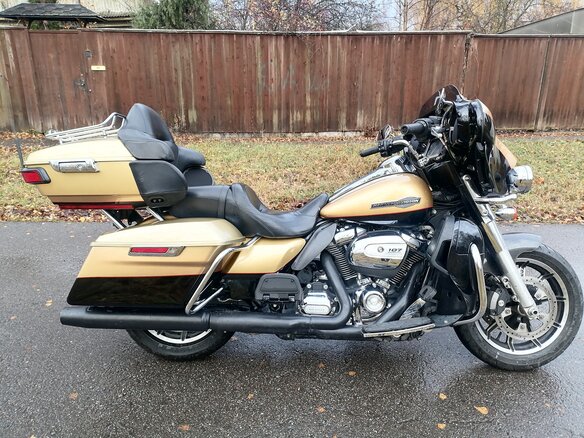 2017 Harley-Davidson Electra Glide, золотистый, 1299000 рублей - вид 5