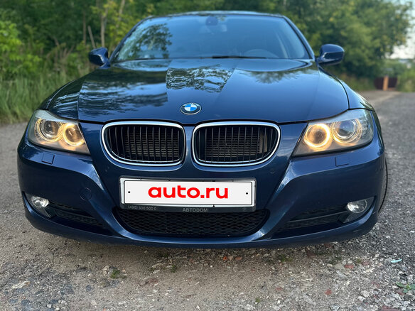 2011 BMW 3 серии 320i V (E90/E91/E92/E93) Рестайлинг, синий