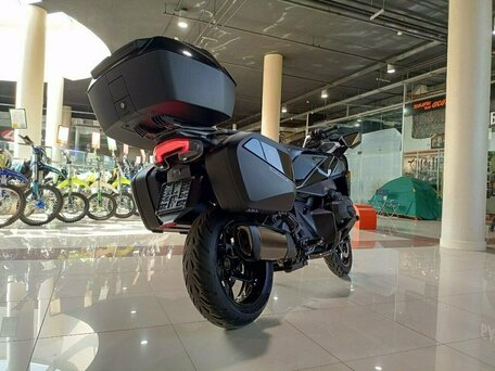 2025 BMW R 1300 RT, чёрный, 4000000 рублей, вид 4