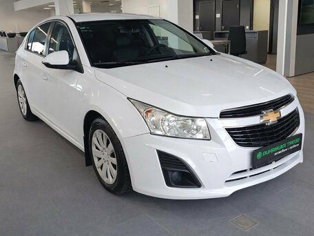 2015 Chevrolet Cruze I Рестайлинг, белый, 579000 рублей, вид 1